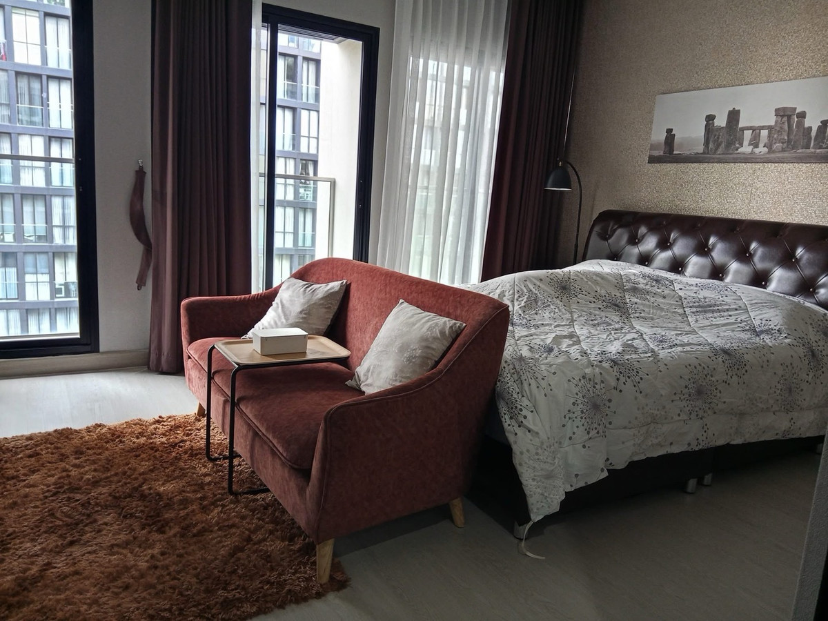 ขายคอนโดวิทยุ ชิดลม หลังสวน : โนเบิล เพลินจิต 1 ห้องนอน 51 ตรม 11 ล้าน