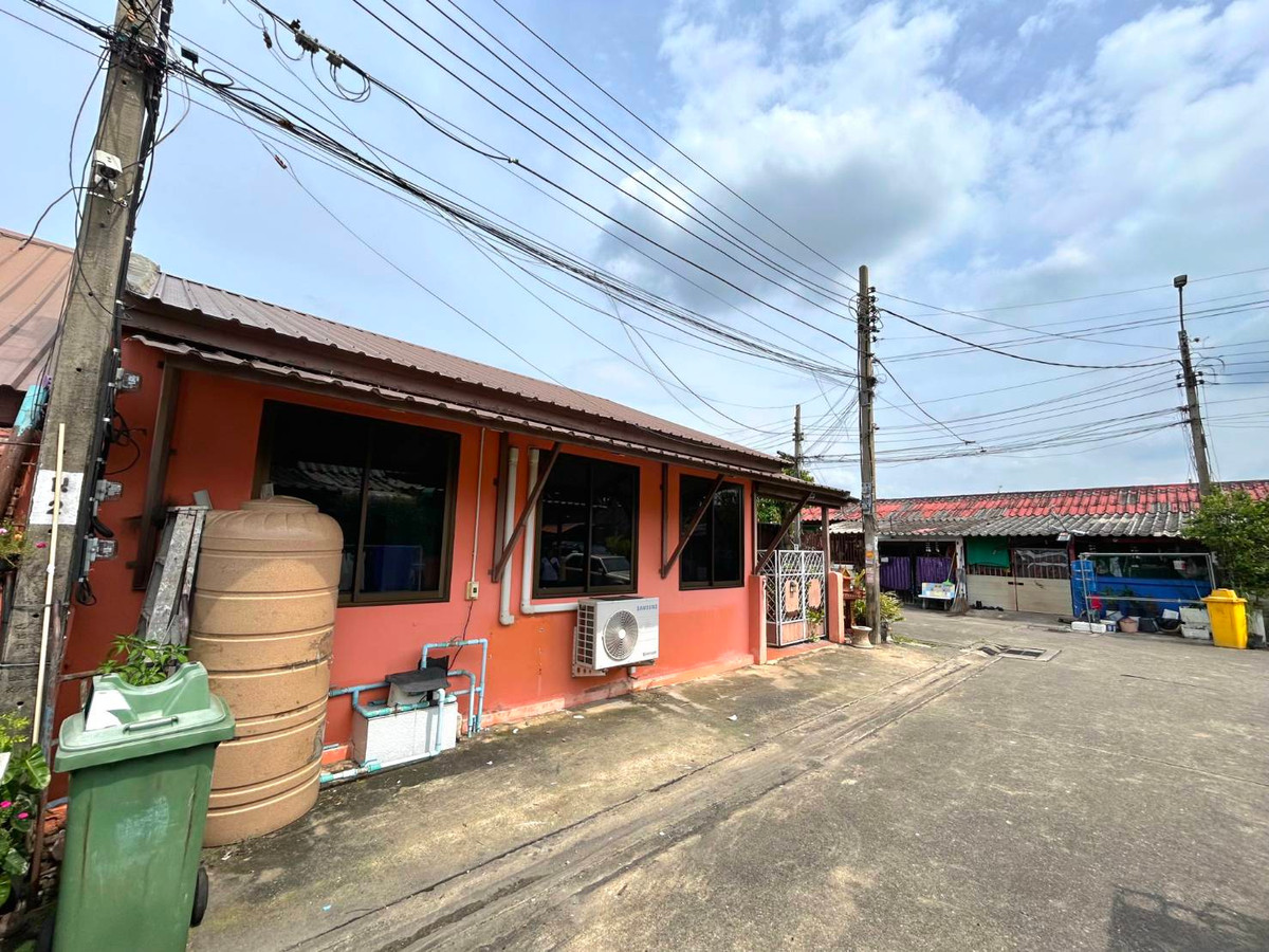 ขายทาวน์โฮมวิภาวดี ดอนเมือง หลักสี่ : ทาวน์เฮ้าส์หลังมุม ชั้นเดียว 2 คูหา บูรพาวิลล่า 7 ดอนเมือง ซอยเวฬุวนาราม 15