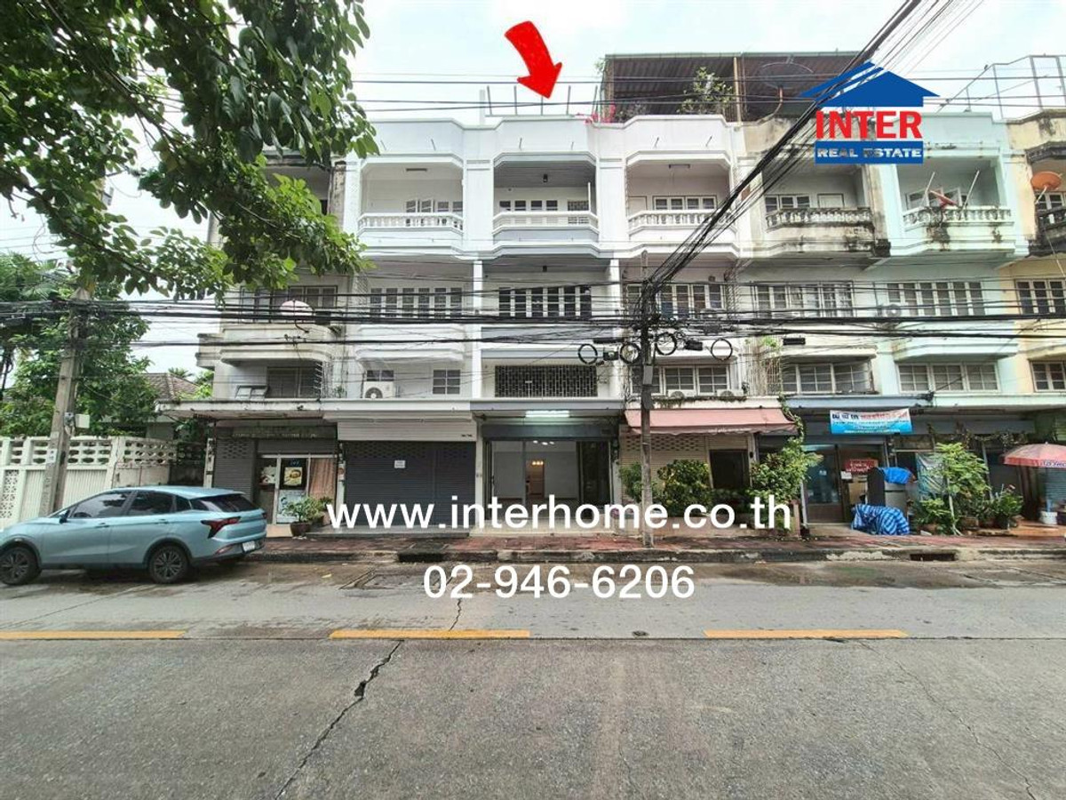 For SaleShop HouseChaengwatana, Muangthong : Commercial building, 3.5 floors, 19 sq m, Soi Ngamwongwan 43 (Chinkhet 1), near The Mall Ngamwongwan. Ngamwongwan Road, Lak Si District, Bangkok