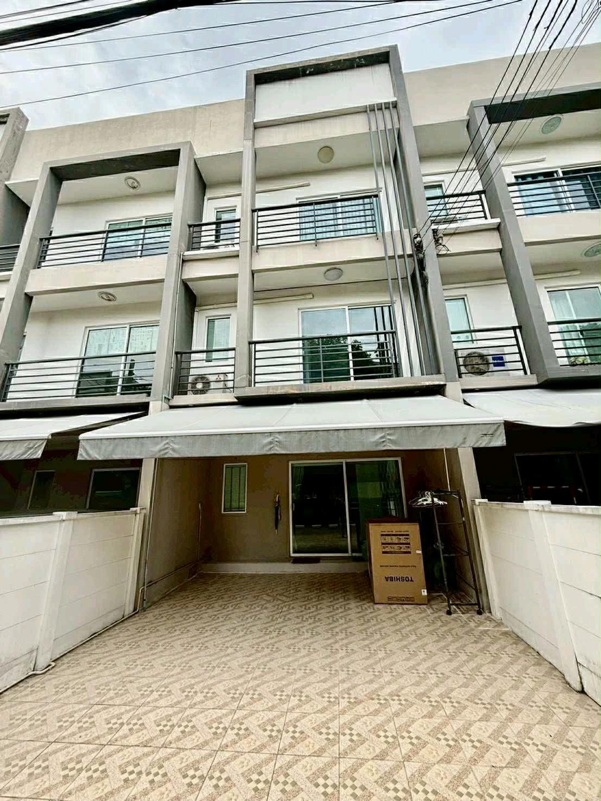 For RentTownhomeOnnut, Udomsuk : 🏡 For Rent: 3-Storey Townhome in Krungthep Kreetha Village, Sukhumvit 77