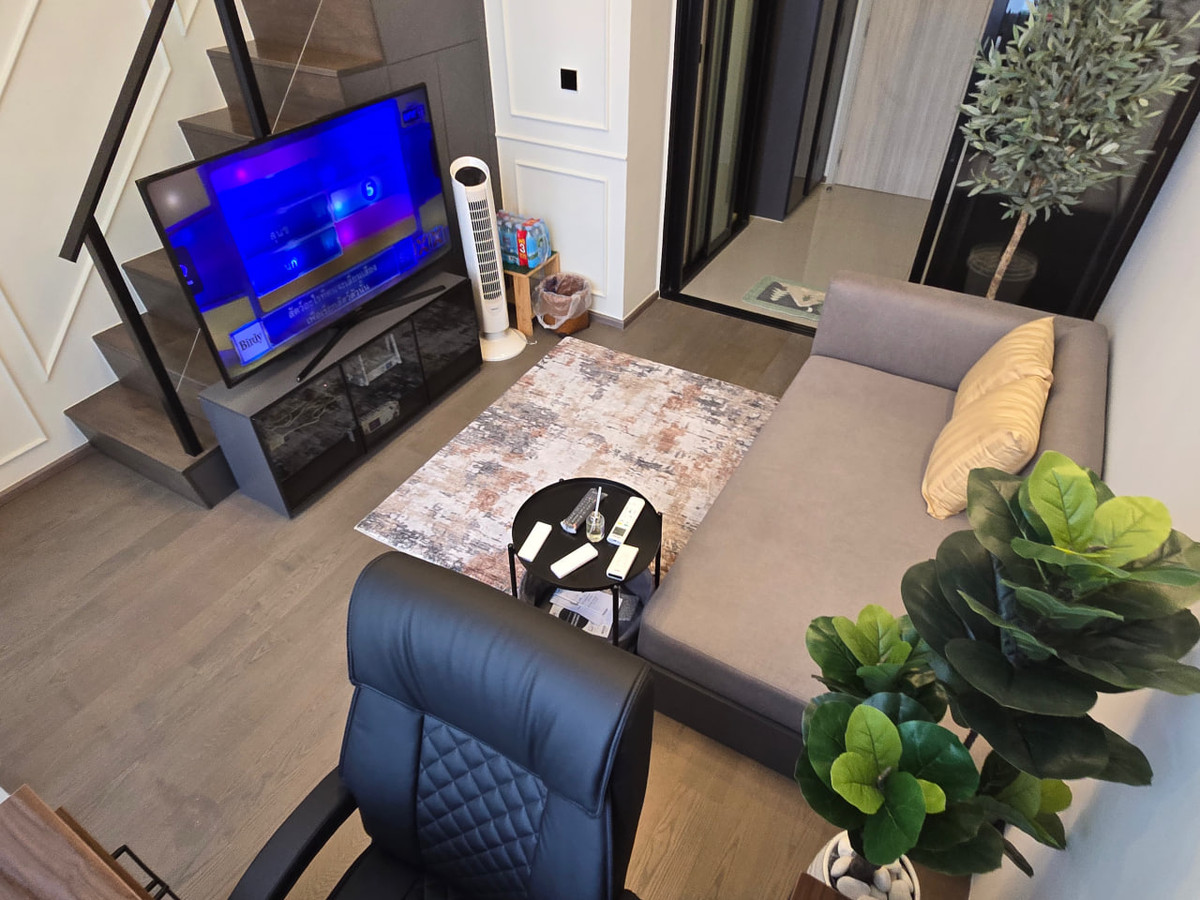 For SaleCondoSiam Paragon ,Chulalongkorn,Samyan : Park Origin Chula Samyan【𝐒𝐄𝐋𝐋 & 𝐑𝐄𝐍𝐓】🔥Light-toned wood furniture, hidden lights provide warm light, an open space, a comfortable feel, yet still maintains a luxurious and classy feel🔥 Contact Line ID: @hacondo