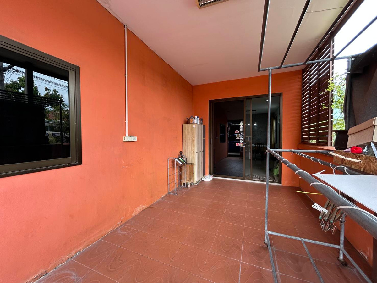 ขายทาวน์โฮมวิภาวดี ดอนเมือง หลักสี่ : ทาวน์เฮ้าส์หลังมุม ชั้นเดียว 2 คูหา บูรพาวิลล่า 7 ดอนเมือง ซอยเวฬุวนาราม 15