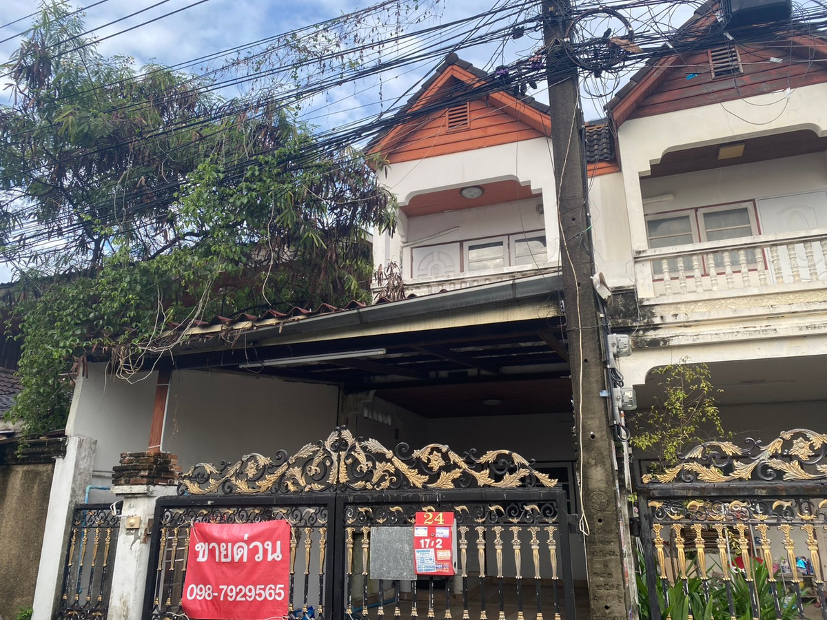 For SaleTownhomeMin Buri, Romklao : 2-story townhouse for sale, Soi Phraya Suren 29, Bang Chan, Minburi.