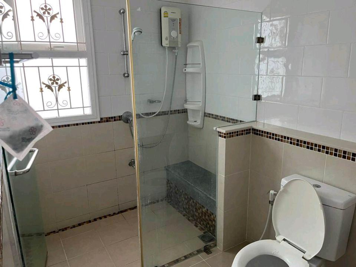 For RentTownhomeThaphra, Talat Phlu, Wutthakat : For rent: 3-story townhome Fully furnished, near BTS Bang WaUrban Sathorn Village