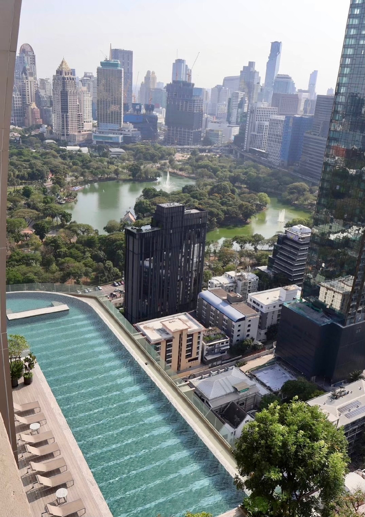 คอนโดวิทยุ ชิดลม หลังสวน : Sindhorn Kempinski Penthouse: 530sqm. 4bed 4bath Sell: 490,000,000 Rent: 2,500,000/mth. Am: 0656199198