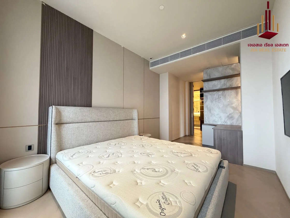 For RentCondoSathorn, Narathiwat : ✨ For Rent: The Reserve Sathorn Condo ✨ 💰 Only 250,000 THB/month
