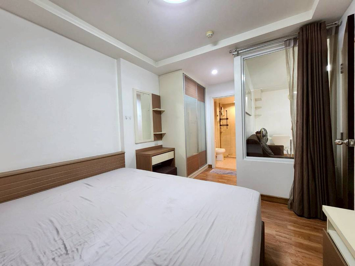 ให้เช่าคอนโดรัชดา ห้วยขวาง : ให้เช่า Condo Ivy Ratchada เฟอร์ครบ พร้อมอยู่