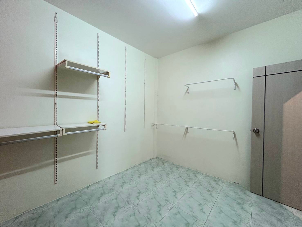 ขายทาวน์โฮมวิภาวดี ดอนเมือง หลักสี่ : ทาวน์เฮ้าส์หลังมุม ชั้นเดียว 2 คูหา บูรพาวิลล่า 7 ดอนเมือง ซอยเวฬุวนาราม 15