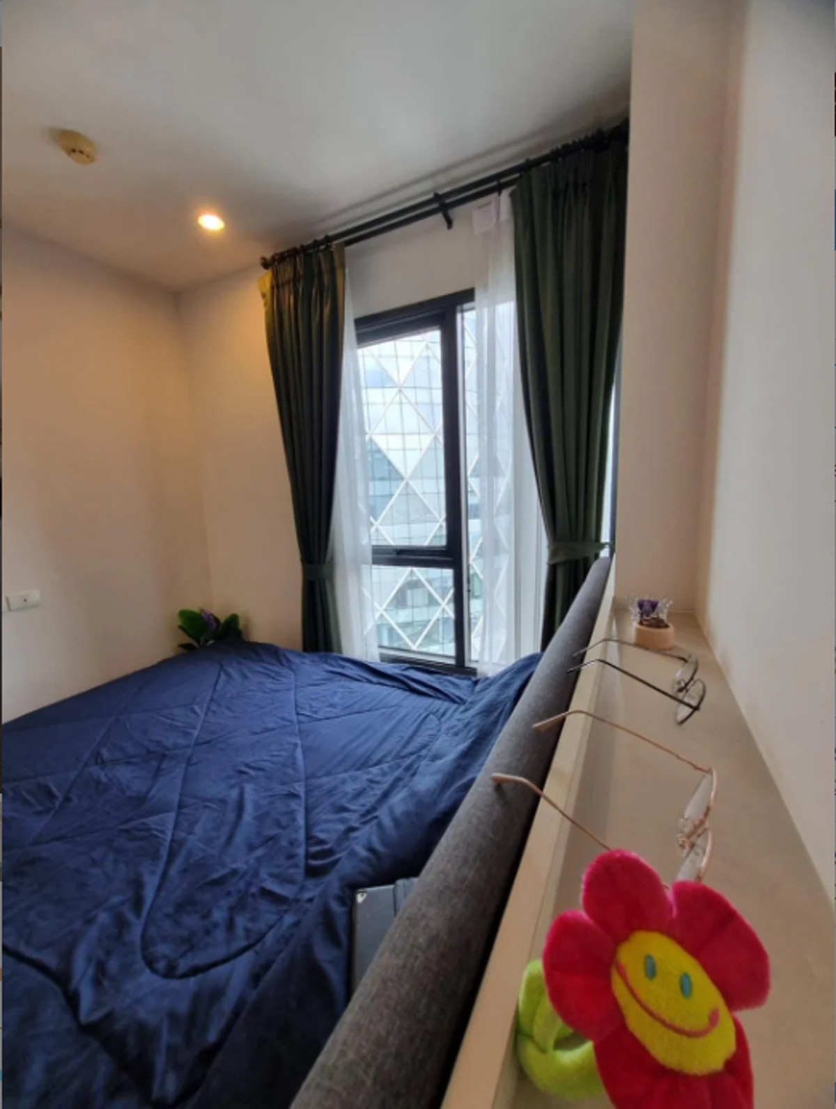 ขายคอนโดอารีย์ อนุสาวรีย์ : Centric Aree Station 56 sq.m. Please add LINE ID @806qphgn o8415o5483