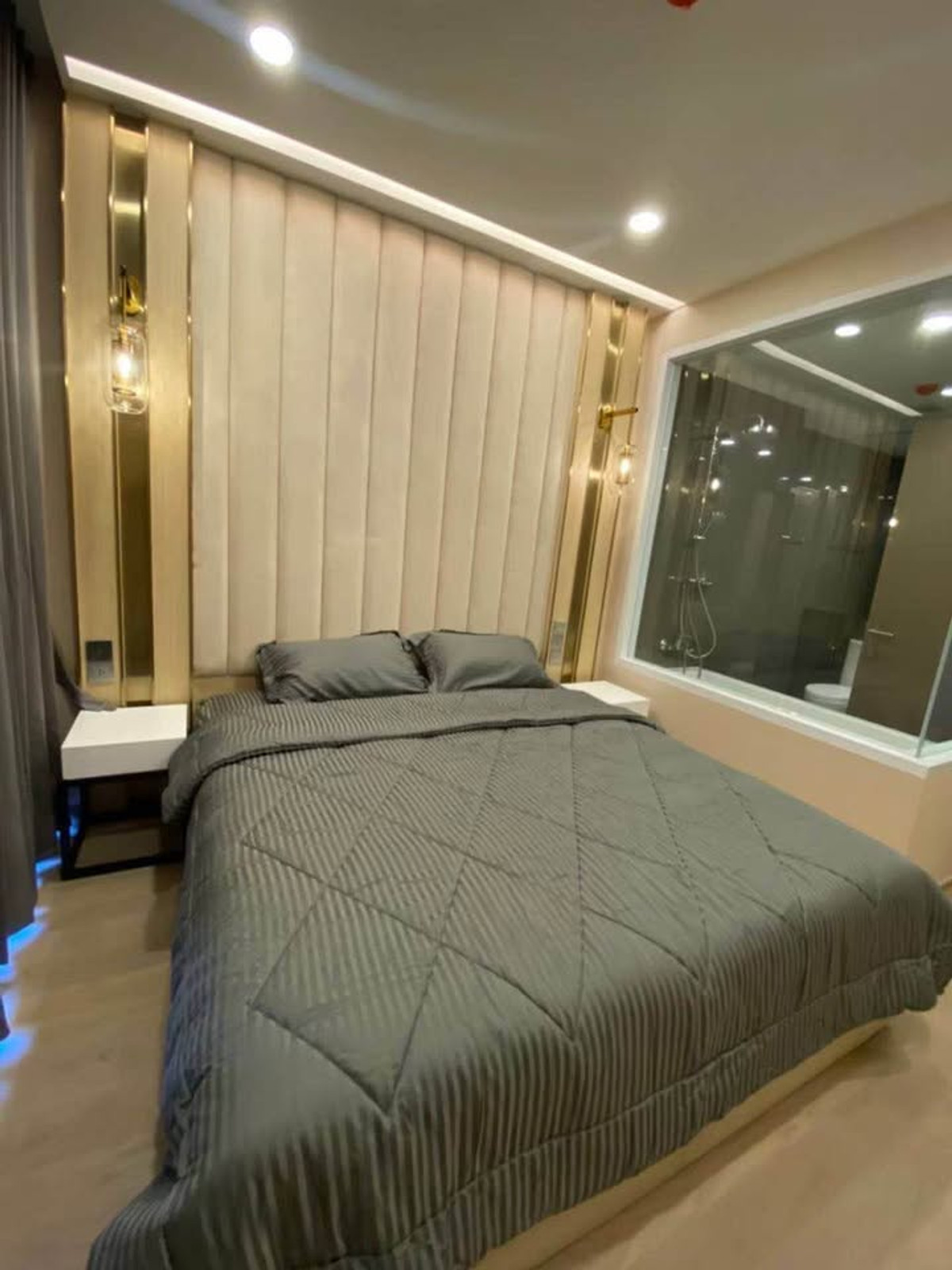 For RentCondoSiam Paragon ,Chulalongkorn,Samyan : Ashton Chula Silom【𝐑𝐄𝐍𝐓】🔥The room has a mood like a luxurious loft in the heart of the city, with every detail meticulously crafted.🔥 Contact Line ID: @hacondo