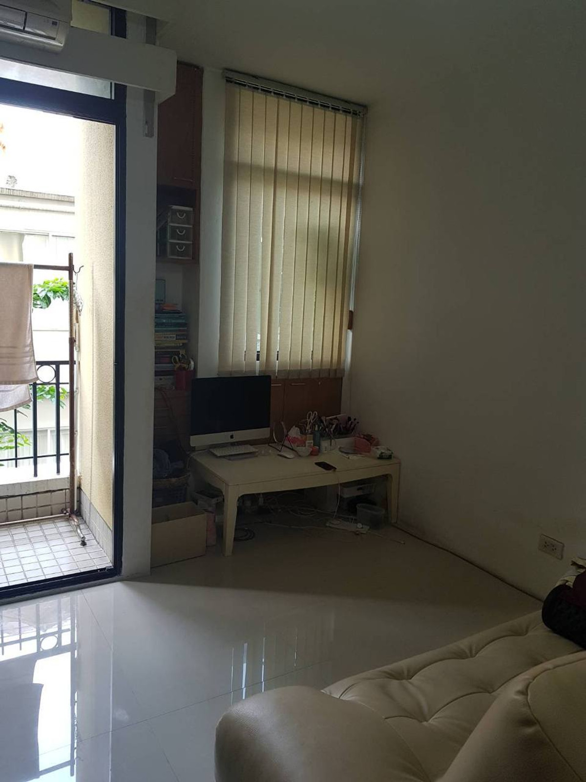 ให้เช่าคอนโดสีลม ศาลาแดง บางรัก : Pipat Place【𝐒𝐄𝐋𝐋 & 𝐑𝐄𝐍𝐓】🔥โทนอบอุ่นผสมความวินเทจลงตัว เหมือนอยู่ในอพาร์ตเมนต์ยุโรป🔥 ติดต่อไลน์ไอดี: @hacondo