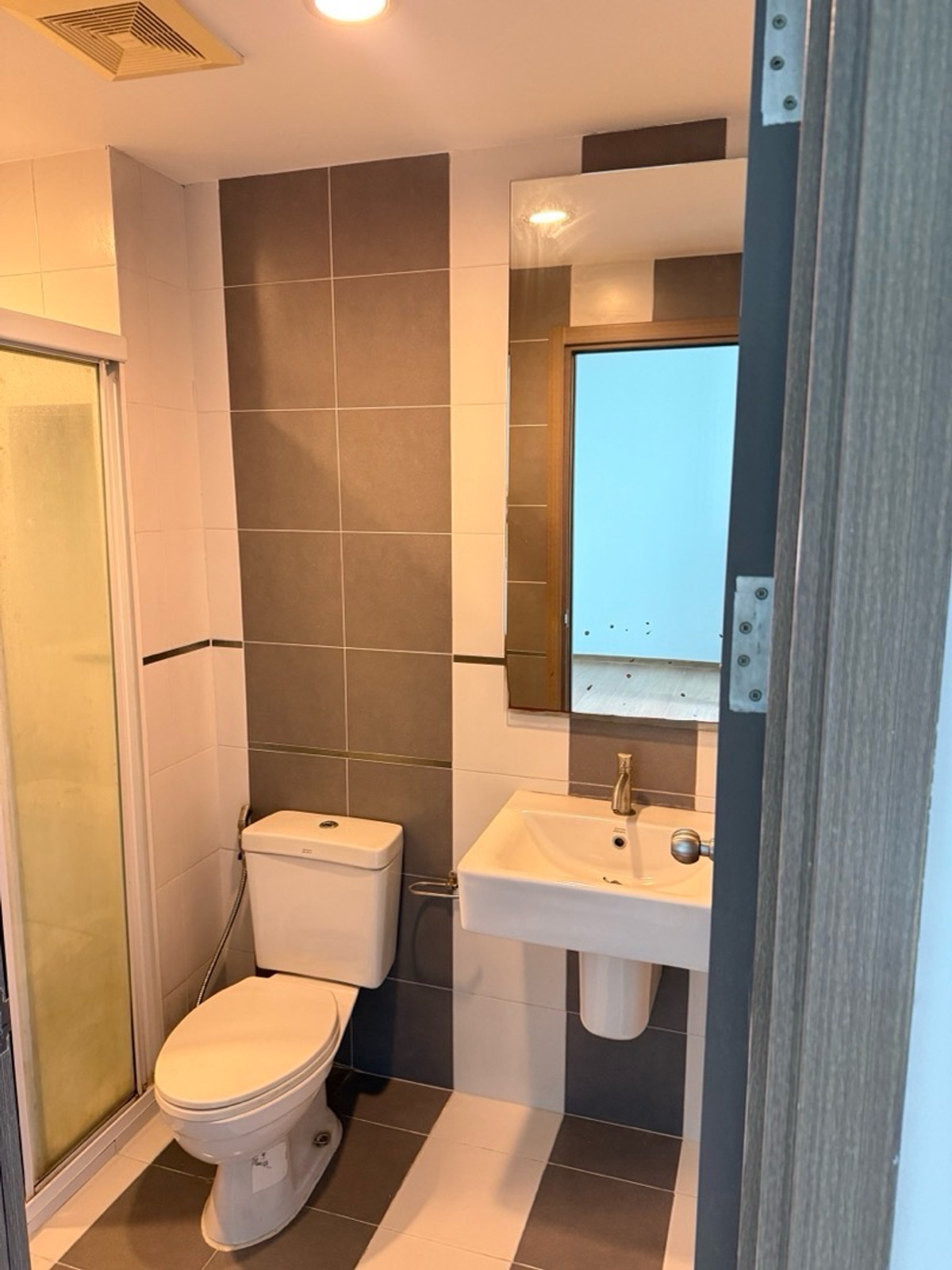 For RentCondoOnnut, Udomsuk : the base sukhumvit77 for rent ready to move