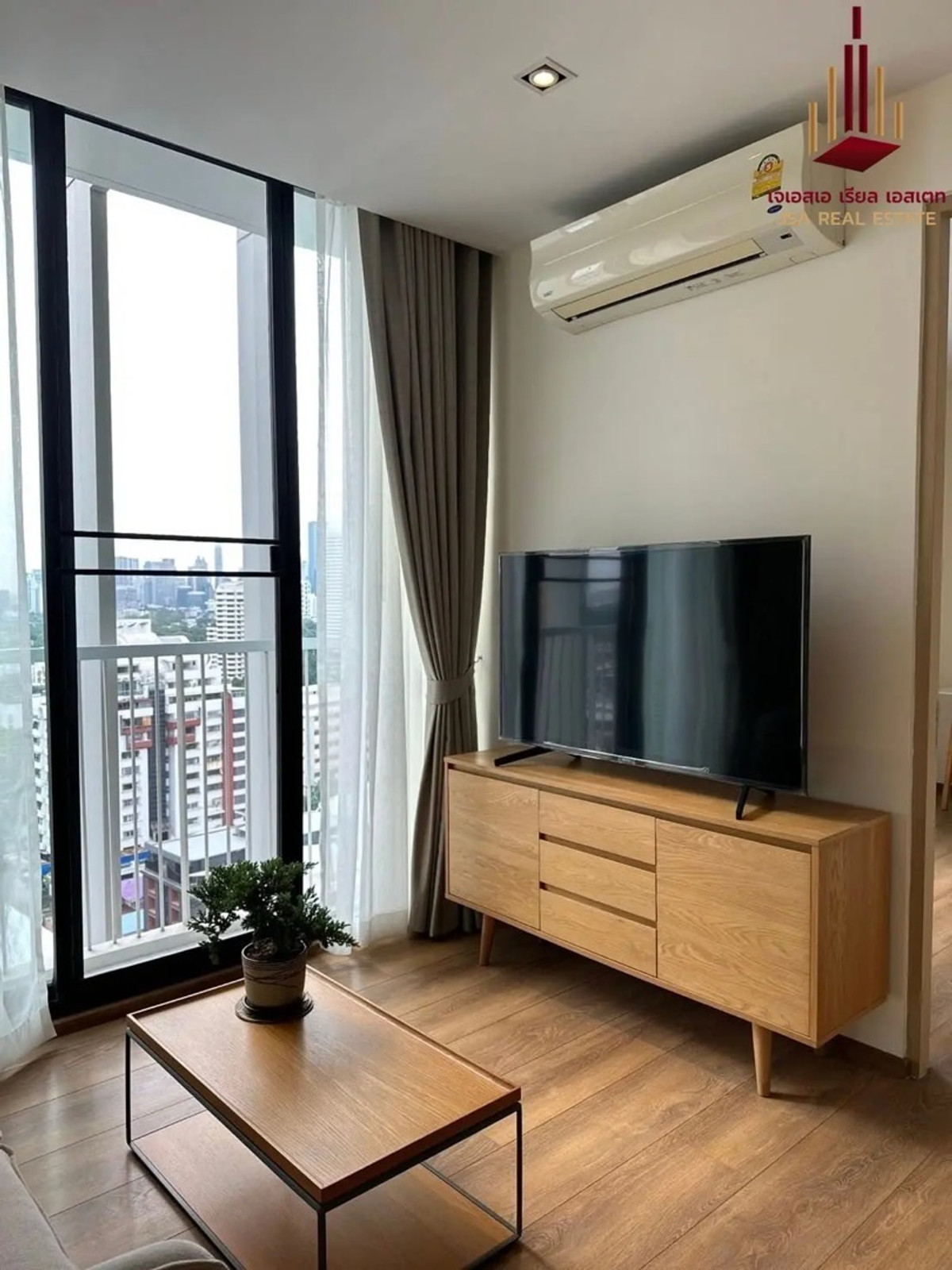 ให้เช่าคอนโดสุขุมวิท อโศก ทองหล่อ : ✨ For Rent: Park Origin Phrom Phong ✨
💰 Only 50,000 THB/month