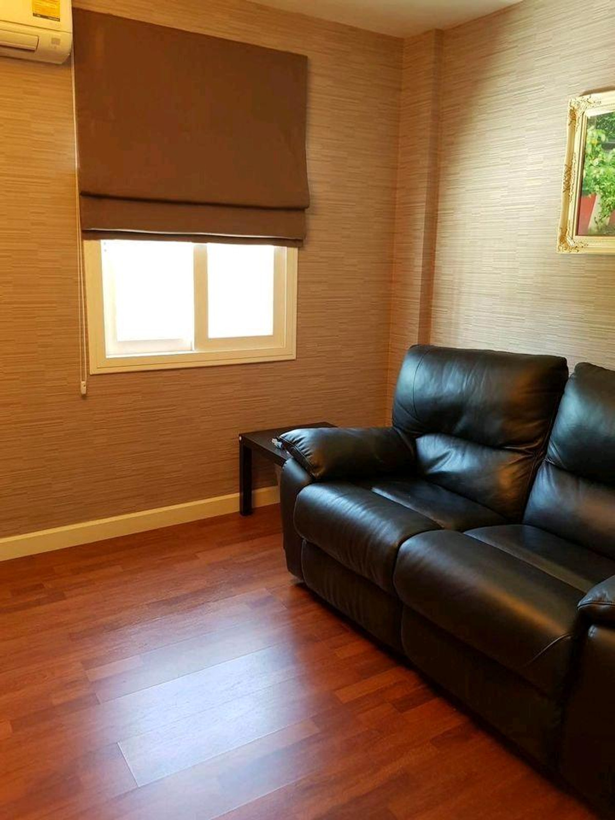 For RentTownhomeThaphra, Talat Phlu, Wutthakat : For rent: 3-story townhome Fully furnished, near BTS Bang WaUrban Sathorn Village