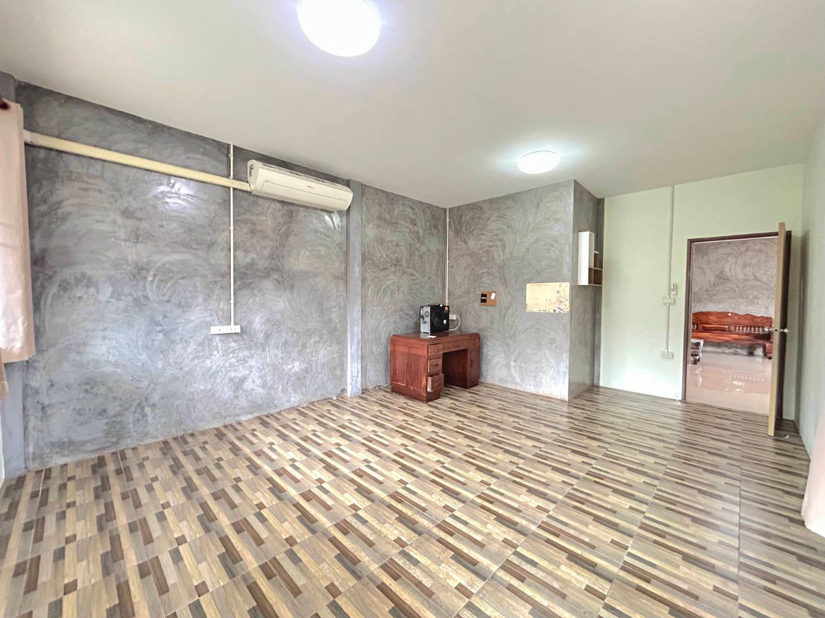 ขายทาวน์โฮมวิภาวดี ดอนเมือง หลักสี่ : ทาวน์เฮ้าส์หลังมุม ชั้นเดียว 2 คูหา บูรพาวิลล่า 7 ดอนเมือง ซอยเวฬุวนาราม 15