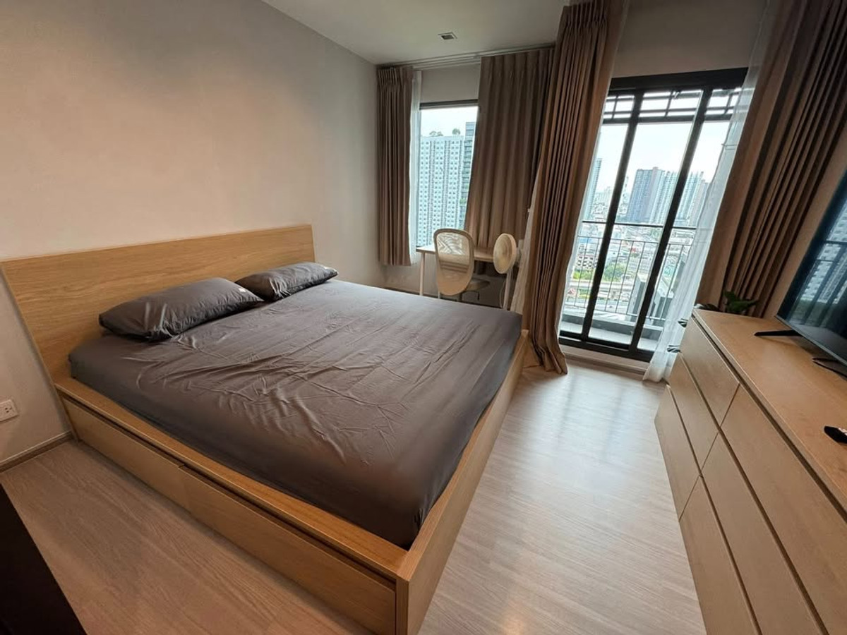 ให้เช่าคอนโดท่าพระ ตลาดพลู วุฒากาศ : เช่าคอนโด Life Sathorn Sierra/ไลฟ์ สาทร เซียร์รา (A6811012)