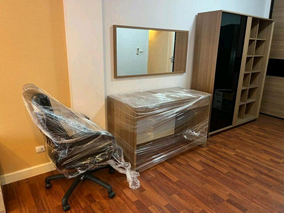 For RentTownhomeThaphra, Talat Phlu, Wutthakat : For rent: 3-story townhome Fully furnished, near BTS Bang WaUrban Sathorn Village