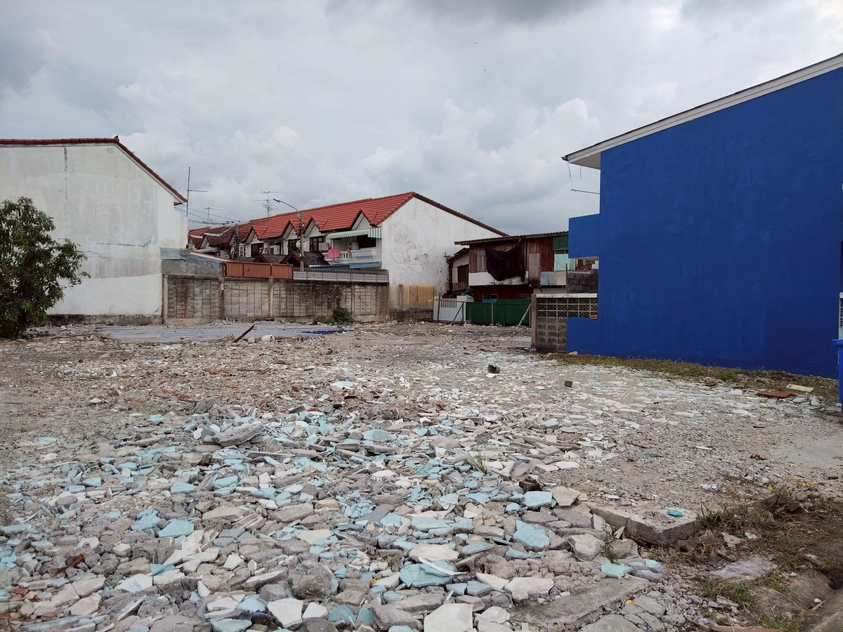 For SaleLandChaengwatana, Muangthong : Land for sale in prime location! Near the Pink Line MRT Irrigation station, only 650 meters, Pak Kret District, Nonthaburi Province