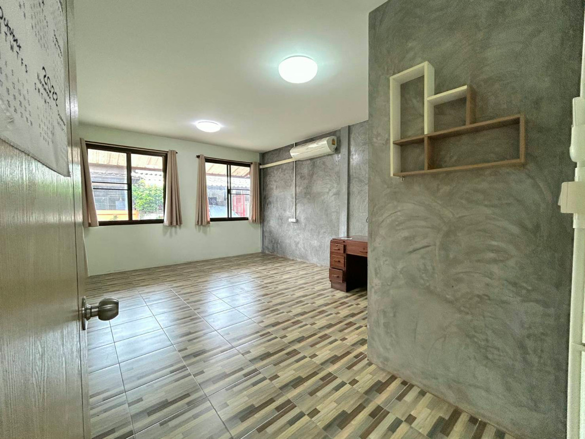 ขายทาวน์โฮมวิภาวดี ดอนเมือง หลักสี่ : ทาวน์เฮ้าส์หลังมุม ชั้นเดียว 2 คูหา บูรพาวิลล่า 7 ดอนเมือง ซอยเวฬุวนาราม 15