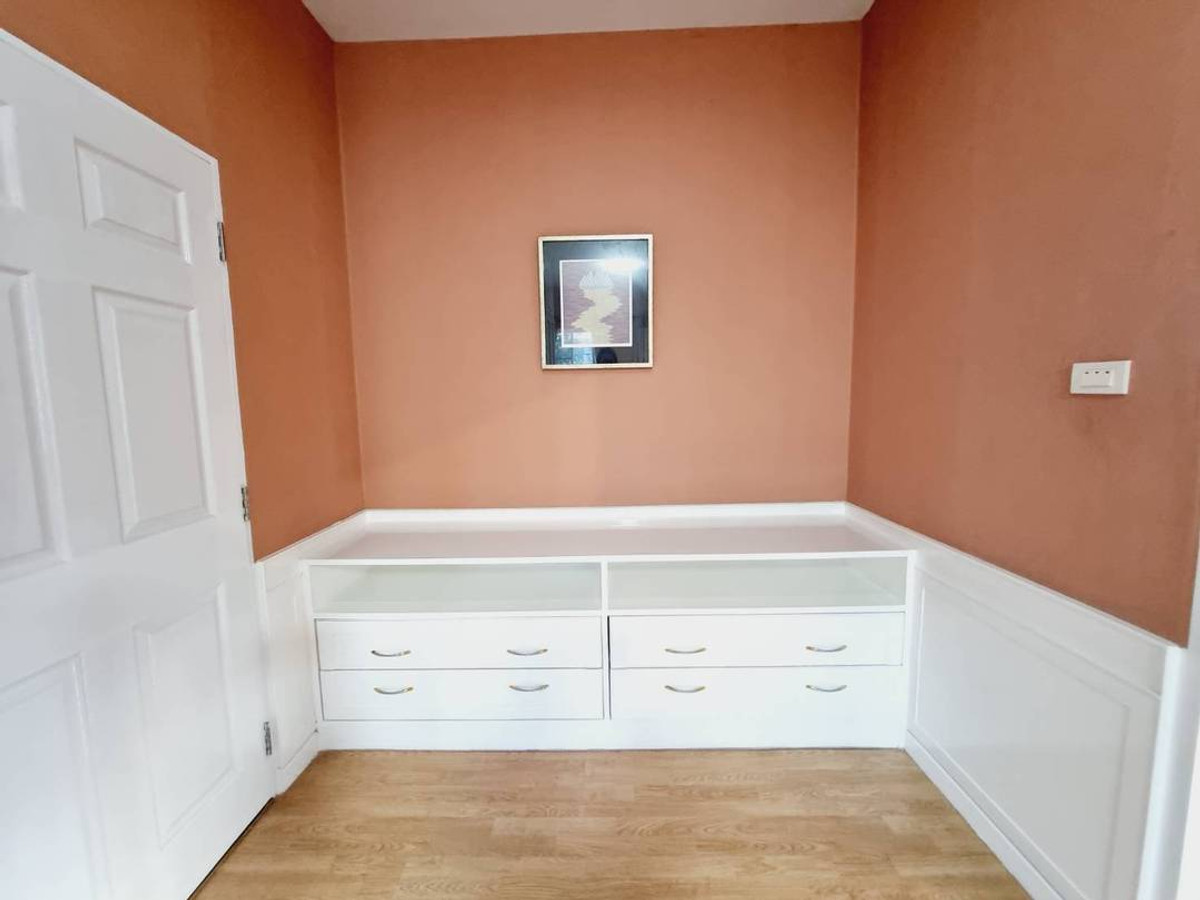 ขายบ้านเชียงใหม่ : ขายด่วน!! บ้านเดี่ยว 2 ชั้น เนื้อที่ 101.9 ตรว. ม.กุลพันธ์วิลล์ 10 อ.สารภี จ.เชียงใหม่ ทำเลดี ใกล้ตัวเมืองเชียงใหม่ ใกล้รร.มงฟอร์ด รร.นานาชาติยูนิตี้คอนคอร์ด