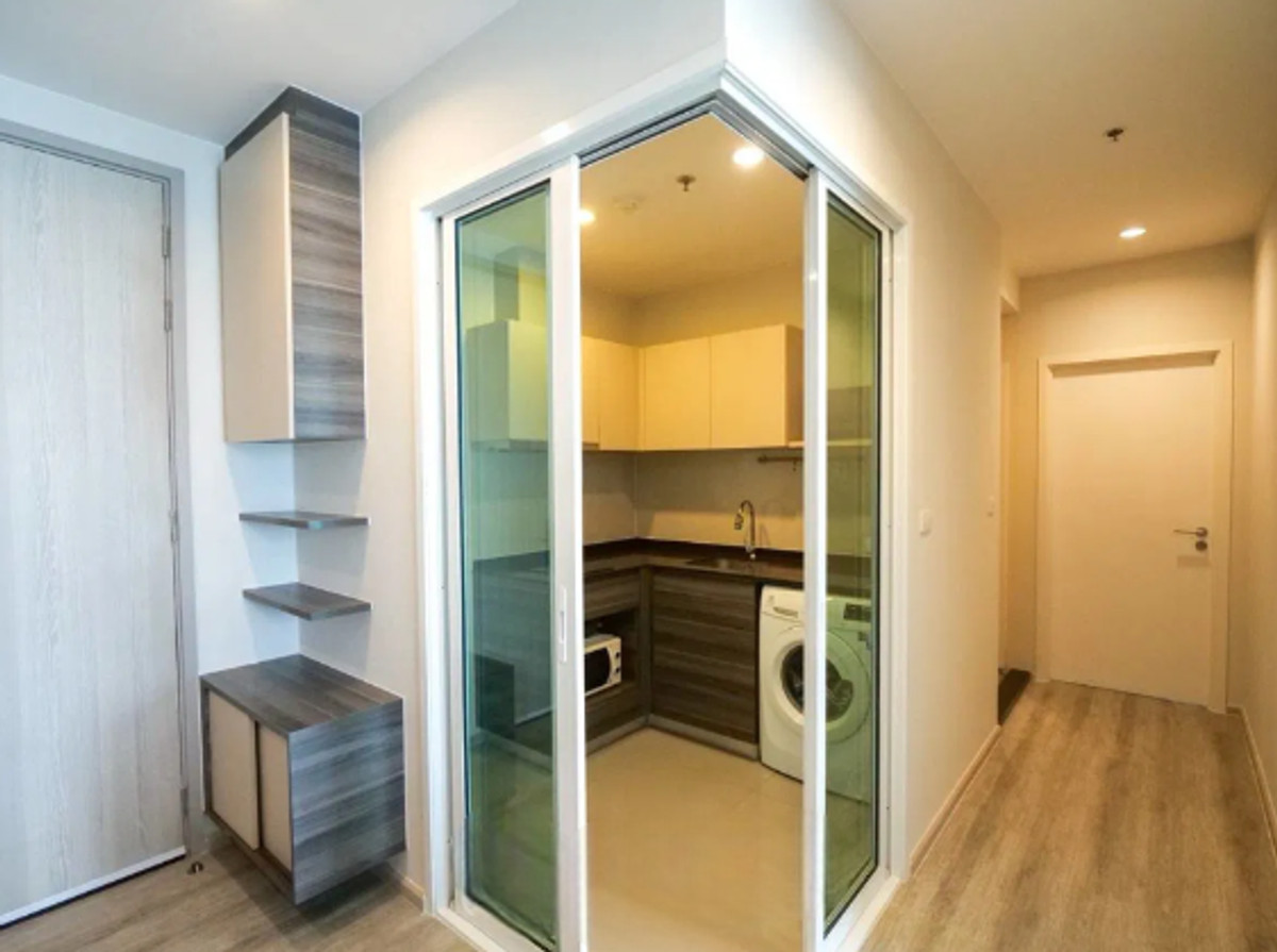 ขายคอนโดอารีย์ อนุสาวรีย์ : Centric Aree Station 50 sq.m. Please add LINE ID @806qphgn o8415o5483