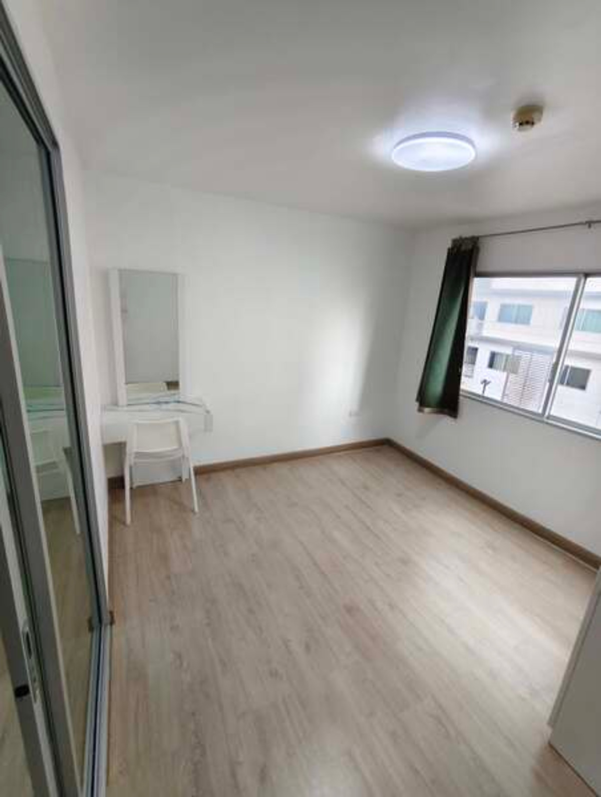 ขายคอนโดนวมินทร์ รามอินทรา : สมาร์ทคอนโด วัชรพล 1 ห้องนอน 31 ตรม. ชั้น 3 อาคาร B รีโนเวทใหม่เรียบร้อย พร้อมอยู่