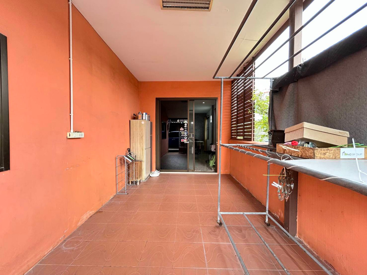 ขายทาวน์โฮมวิภาวดี ดอนเมือง หลักสี่ : ทาวน์เฮ้าส์หลังมุม ชั้นเดียว 2 คูหา บูรพาวิลล่า 7 ดอนเมือง ซอยเวฬุวนาราม 15