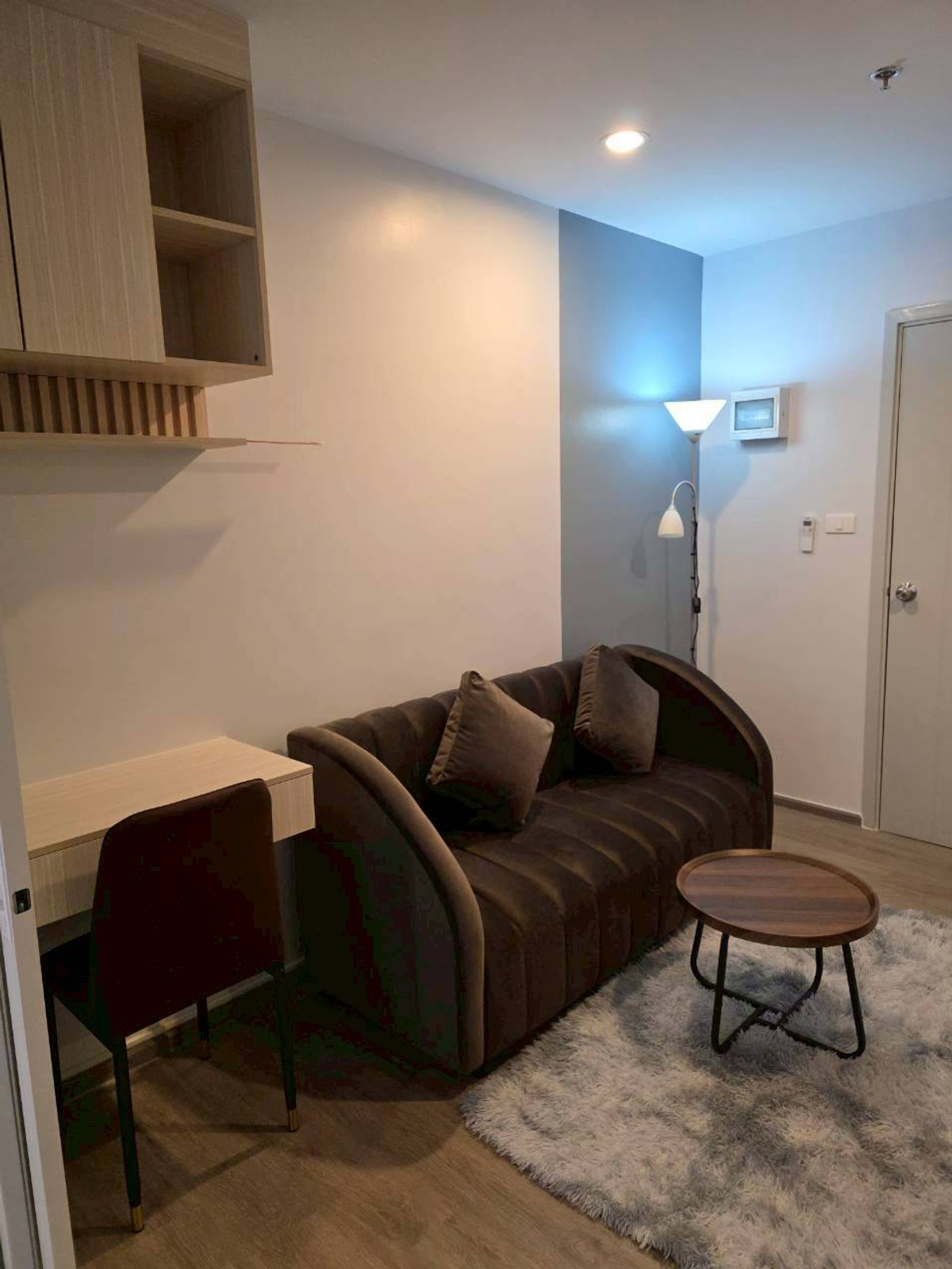 For RentCondoThaphra, Talat Phlu, Wutthakat : Condo for rent, Regent Home Wutthakat, Building A, 24th floor, built-in, luxurious throughout the room, open view, very beautiful, rental price 12,000 baht.