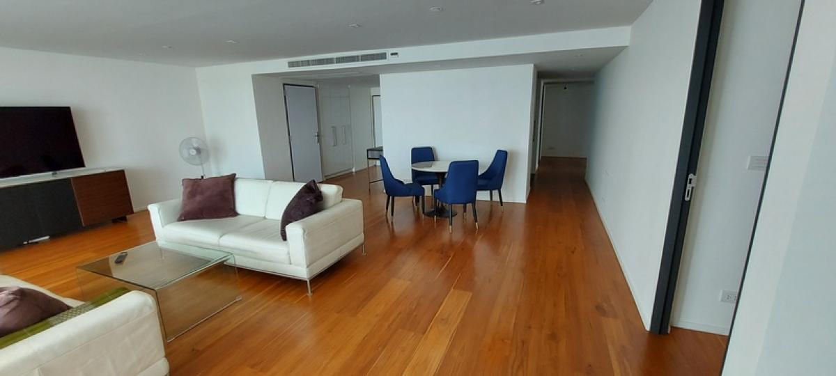 For SaleCondoWitthayu, Chidlom, Langsuan, Ploenchit : Somkid Gardens / Newly renovated large unit near BTS Chidlom. / 3 Bed 251 sq.m. Tel 0937890899