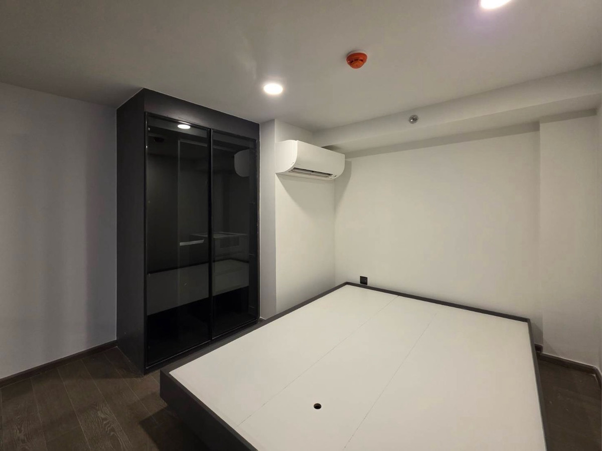 ขายคอนโดสยาม จุฬา สามย่าน : 📢👇 โอกาสที่ควรจับจอง ยูนิตใหม่เอี่ยม เหมาะทั้งอยู่อาศัยและลงทุน วิวเมืองโล่งไม่มีตึกบัง ทำเลเยี่ยม ใกล้จุฬาฯ สามย่านมิตรทาวน์ และเยาวราช