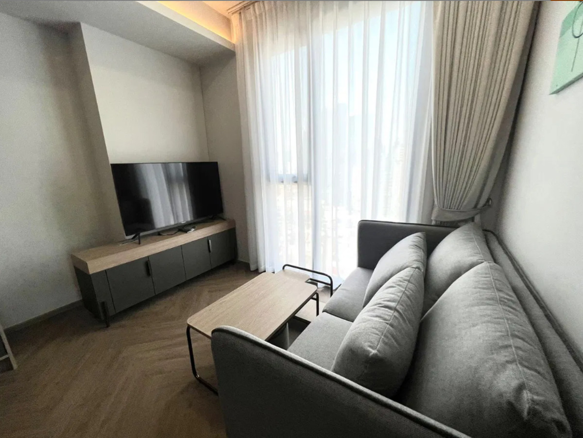 ให้เช่าคอนโดสยาม จุฬา สามย่าน : Chapter Chula 50 sq.m. Please add LINE ID @806qphgn o8415o5483