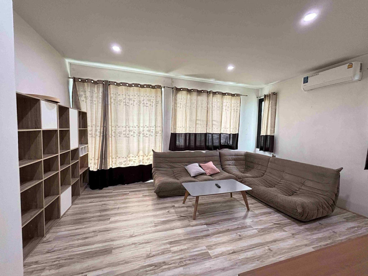 ขายบ้านลาดพร้าว เซ็นทรัลลาดพร้าว : ที่ดิน 98ตรว พื้นที่ใช้สอย 460ตรม 5นอน4น้ำ บ้านเดี่ยว 2 ชั้น โชคขัย 4 ลาดพร้าว 32 จตุจักร