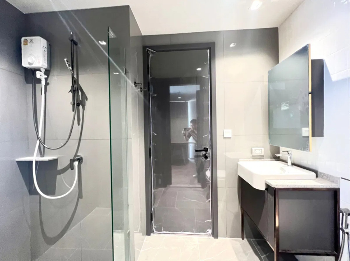 ให้เช่าคอนโดสยาม จุฬา สามย่าน : Chapter Chula 50 sq.m. Please add LINE ID @806qphgn o8415o5483