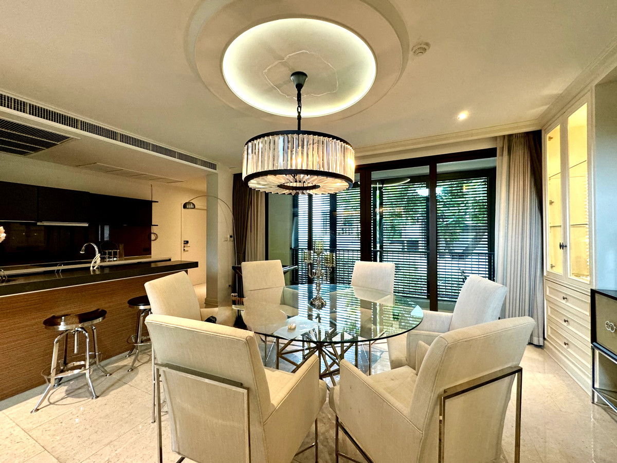 For RentCondoSathorn, Narathiwat : 🏊Pool Villa in Sathorn, near One Bangkok📍 Baan Lux Sathorn, 3 bedrooms