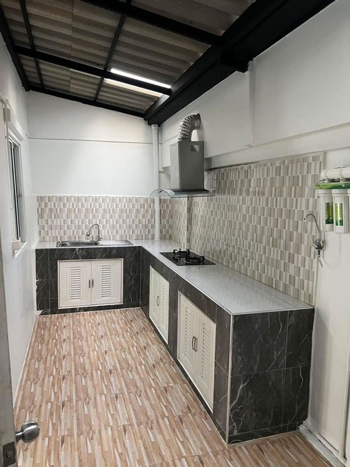 For SaleTownhomeBangna, Bearing, Lasalle : 21.4 sq m, 4 bedrooms, 2 bathrooms, 2-story townhome, Lalin Town Lio Bliss Theparak-Bang Bo.