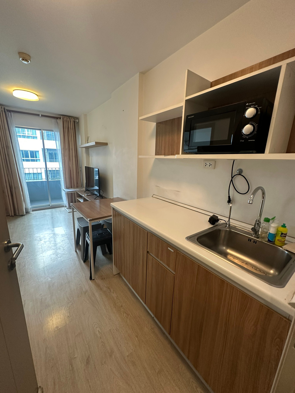 For RentCondoOnnut, Udomsuk : Rent elio sukhumvit 64 1bed pool view near bts punnawithi/bts udomsuk 700m. free shuttle bus near jaspal, true digital, 66tower**TEL: 0863649888 / LINE OA: @751paggb
