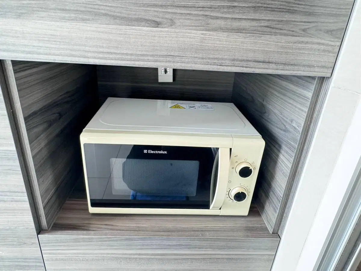 For RentCondoAri,Anusaowaree : Centric Aree Station 56 sq.m. Please add LINE ID @806qphgn 