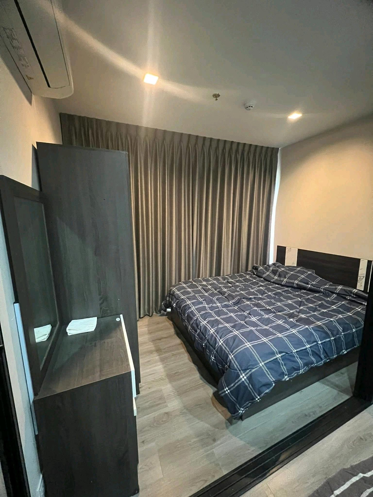 For RentCondoRattanathibet, Sanambinna : 📍 Good location next to the Chao Phraya River. Quiet atmosphere, high floor, beautiful view 🚆 near MRT Phra Nang Klao Bridge (Purple Line)