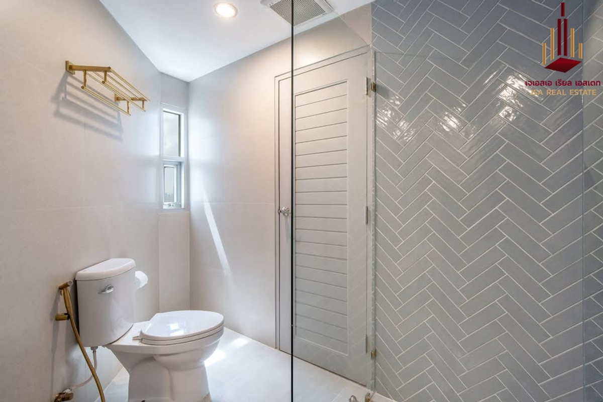 ขายคอนโดบางนา แบริ่ง ลาซาล : ✨ ขาย Bangna Residence ✨ Only 6,500,000 THB