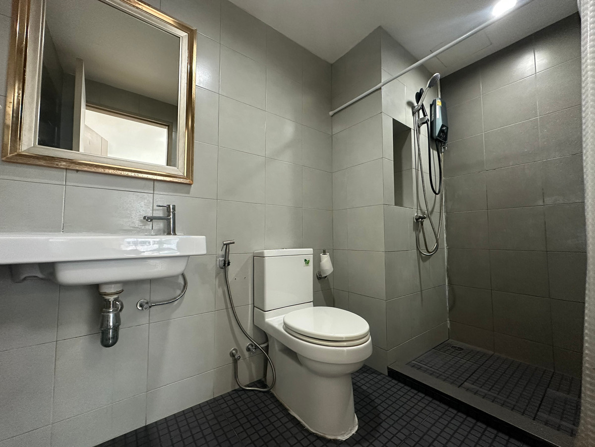 For RentCondoOnnut, Udomsuk : Rent elio sukhumvit 64 1bed pool view near bts punnawithi/bts udomsuk 700m. free shuttle bus near jaspal, true digital, 66tower**TEL: 0863649888 / LINE OA: @751paggb