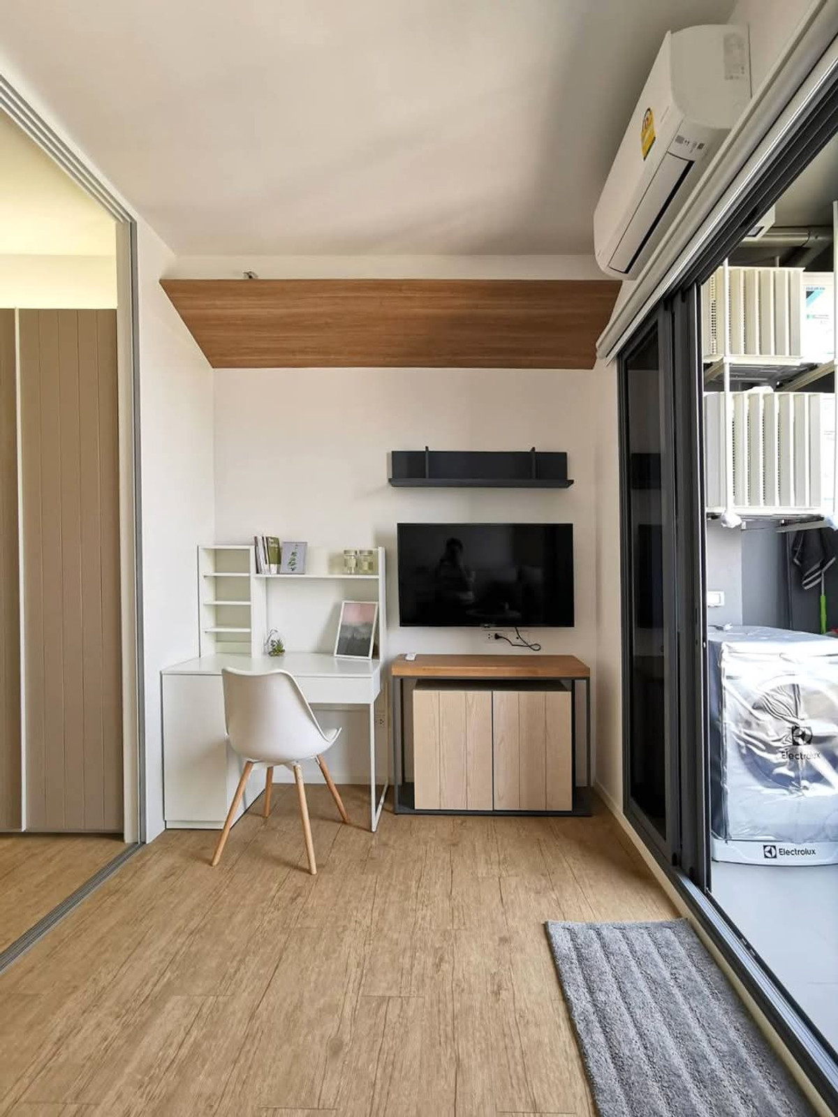 ให้เช่าคอนโดสยาม จุฬา สามย่าน : New Room Triple Y 1bed 34 Sqm Fullyfurnish 30,000-