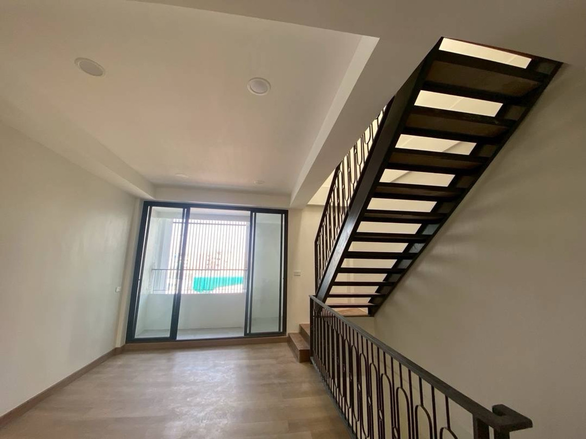 ขายอาคารพาณิชย์รัชดา ห้วยขวาง : ขายตึกอาคารพาณิชย์ ทำเลห้วยขวาง 4ชั้น 3นอน 5น้ำ 6.99ล้านบาท (รีโนเวท) เรียบร้อยแล้ว