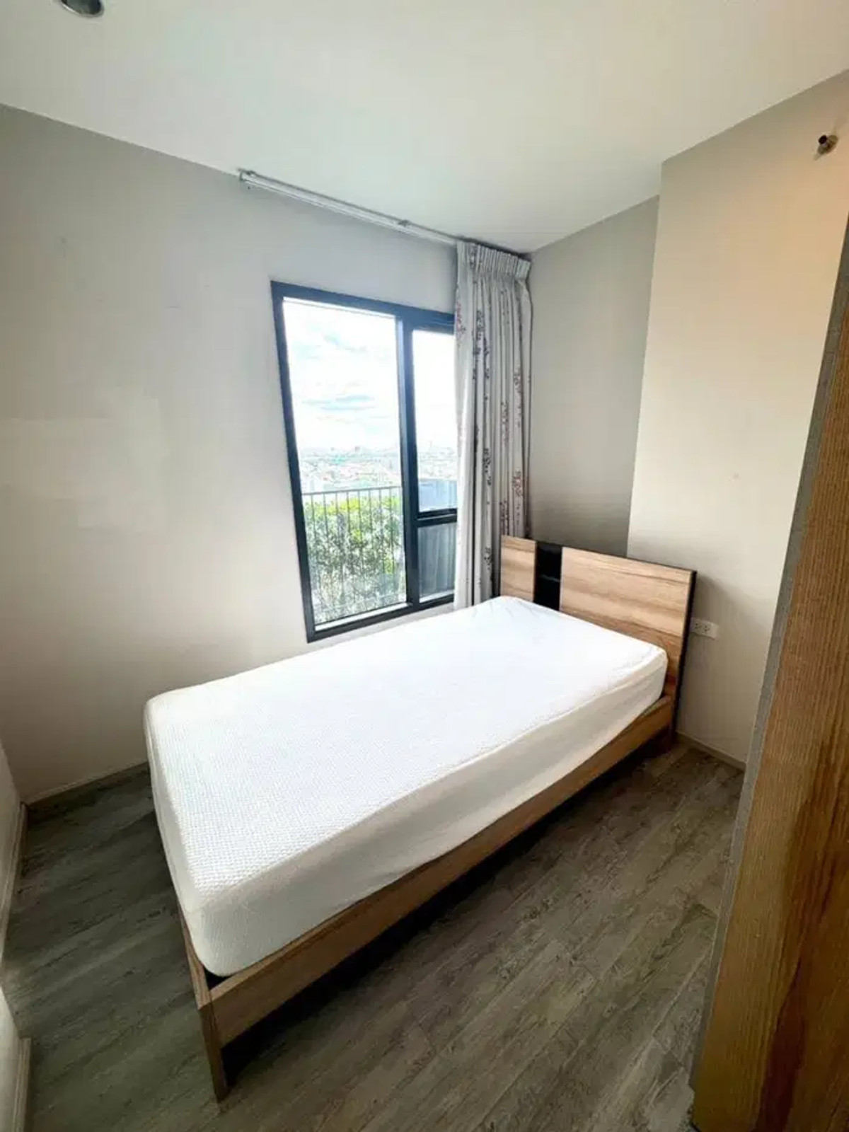 For RentCondoAri,Anusaowaree : Centric Aree Station 56 sq.m. Please add LINE ID @806qphgn 