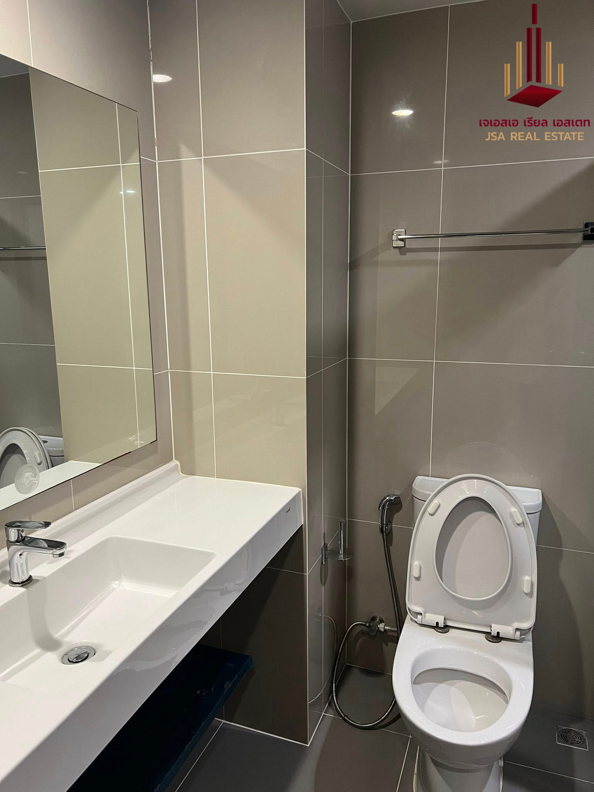 For RentCondoRatchadapisek, Huaikwang, Suttisan : ✨ For Rent: Ideo Ratchada - Sutthisan Condo ✨ 💰 Only 18,000 THB/month