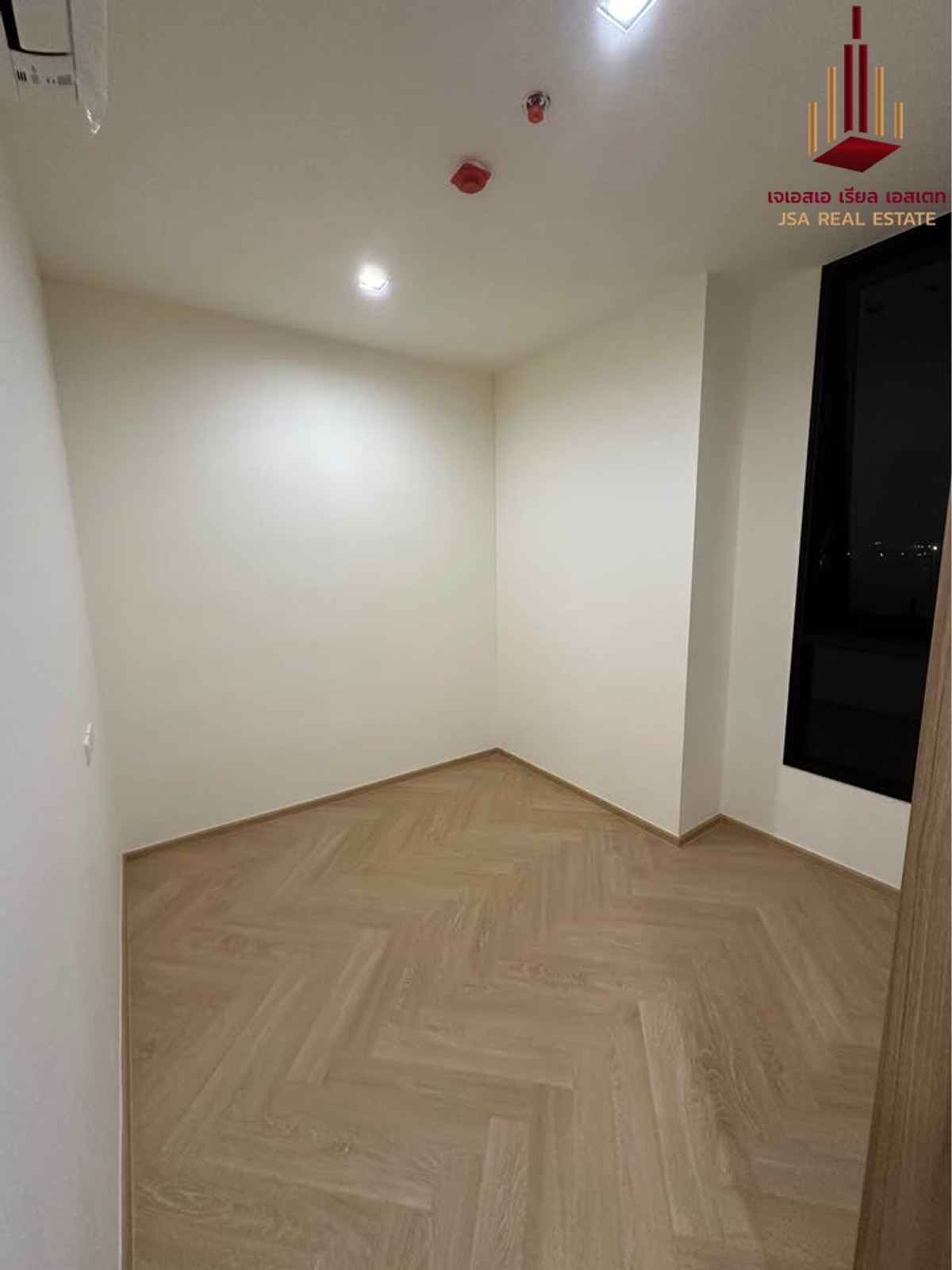 For SaleCondoWongwianyai, Charoennakor : ✨ For sale Na Reva Charoennakhon ✨ Only 6,890,000 THB