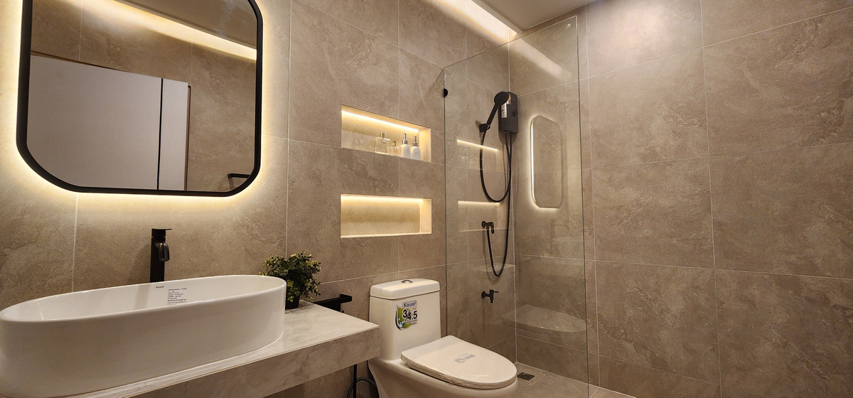 ขายทาวน์โฮมนวมินทร์ รามอินทรา : ขายทาวเฮ้าส์หมู่บ้านเลิศอุบล  รีโนเวทใหม่ 16 ตรว. 