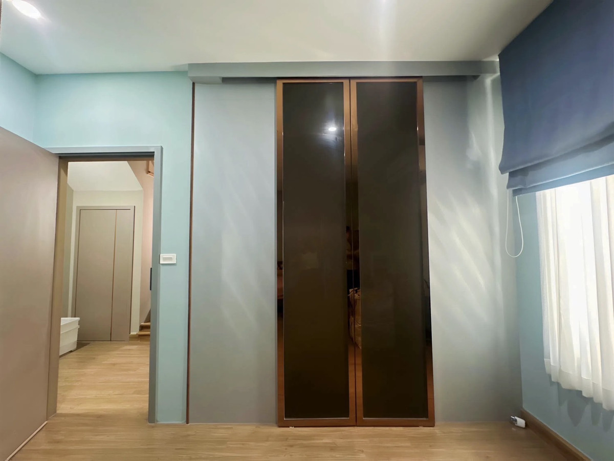 ขายทาวน์โฮมลาดกระบัง สุวรรณภูมิ : 🎯 ขาย Patio อ่อนนุช–มอเตอร์เวย์ | ทาวน์โฮม 3 ชั้น บ้านริม พร้อมอยู่ ไม่ต้องปรับปรุง 🌿 