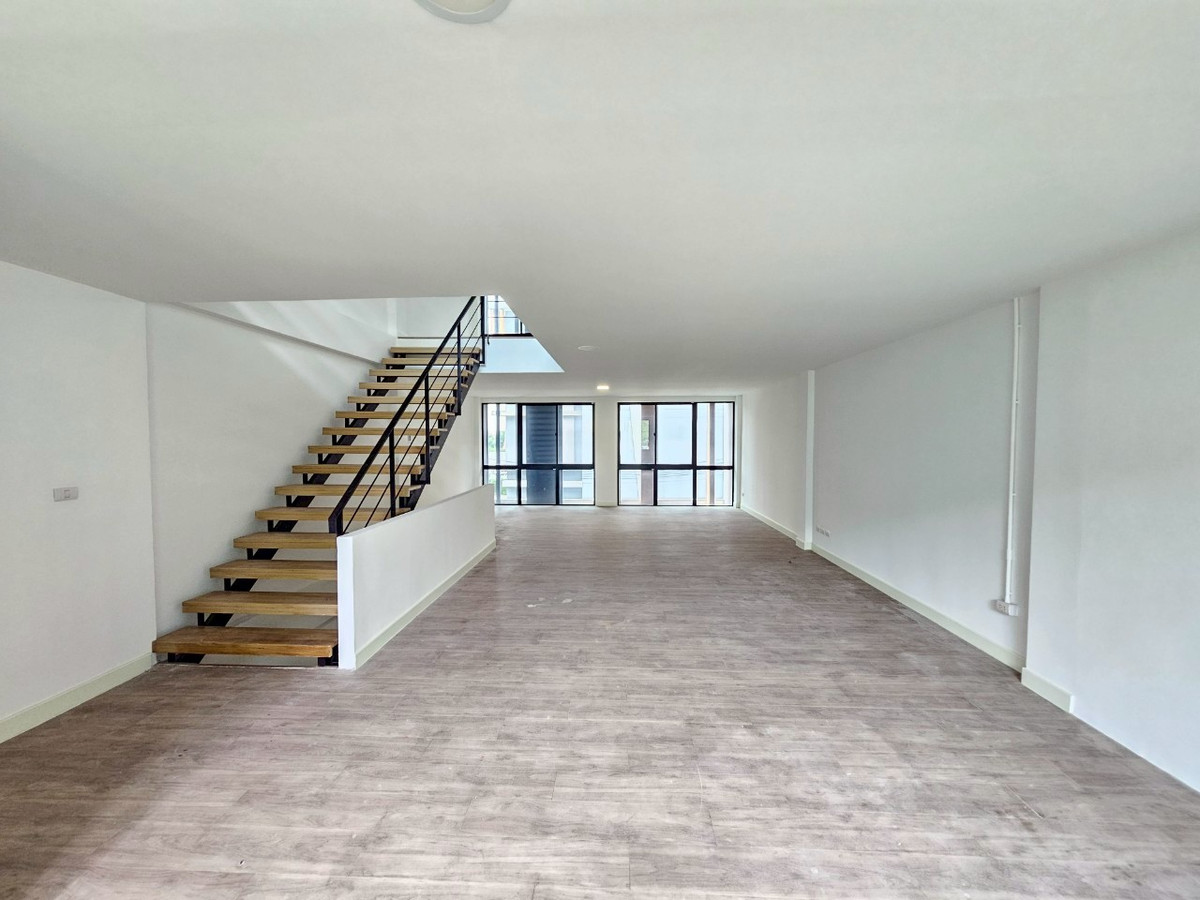 For SaleHome OfficeKaset Nawamin,Ladplakao : 🔥 Selling for only 12 million baht! (Cheapest in the project‼️) Call 0994629391 Bird.