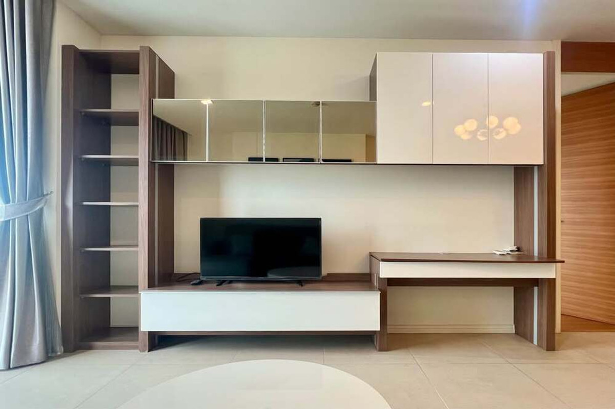 CondoWongwianyai, Charoennakor : 🔥 For Sale - Rent !! River View!! high floor 14++, North Facing !! 🔥 Code C20251000090..........The River, 1 bedroom, 1 bathroom, furnished, ready to move in, Special Deal!!📣📣