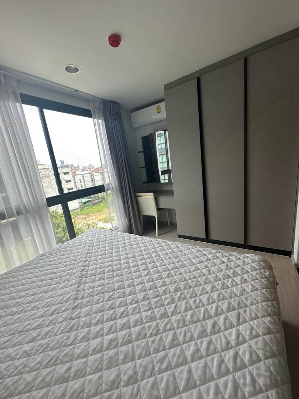 ให้เช่าคอนโดบางนา แบริ่ง ลาซาล : ให้เช่าคอนโด The Excel Groove ลาซาล52 1ห้องนอน1ห้องน้ำ 27.5ตร.ม 1ห้องนอน1ห้องน้ำ ชั้น6 วิวดีลมโกรก หน้าคอนโดมีเซเว่นและวิน เดินทางสะดวกหาของกินง่าย ราคา8,000 บาท